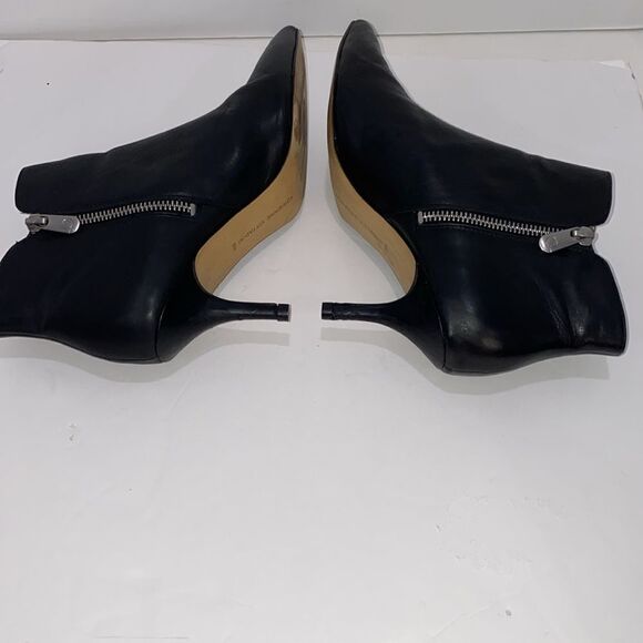 Adrienne Vittadini Senji Women's Black Leather Booties Dual Zipper Size 8 - Picture 12 of 16